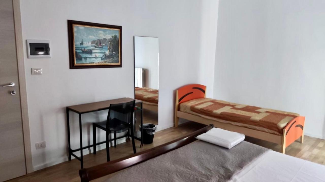 Dimora Rudiae Lecce Bed & Breakfast Ngoại thất bức ảnh