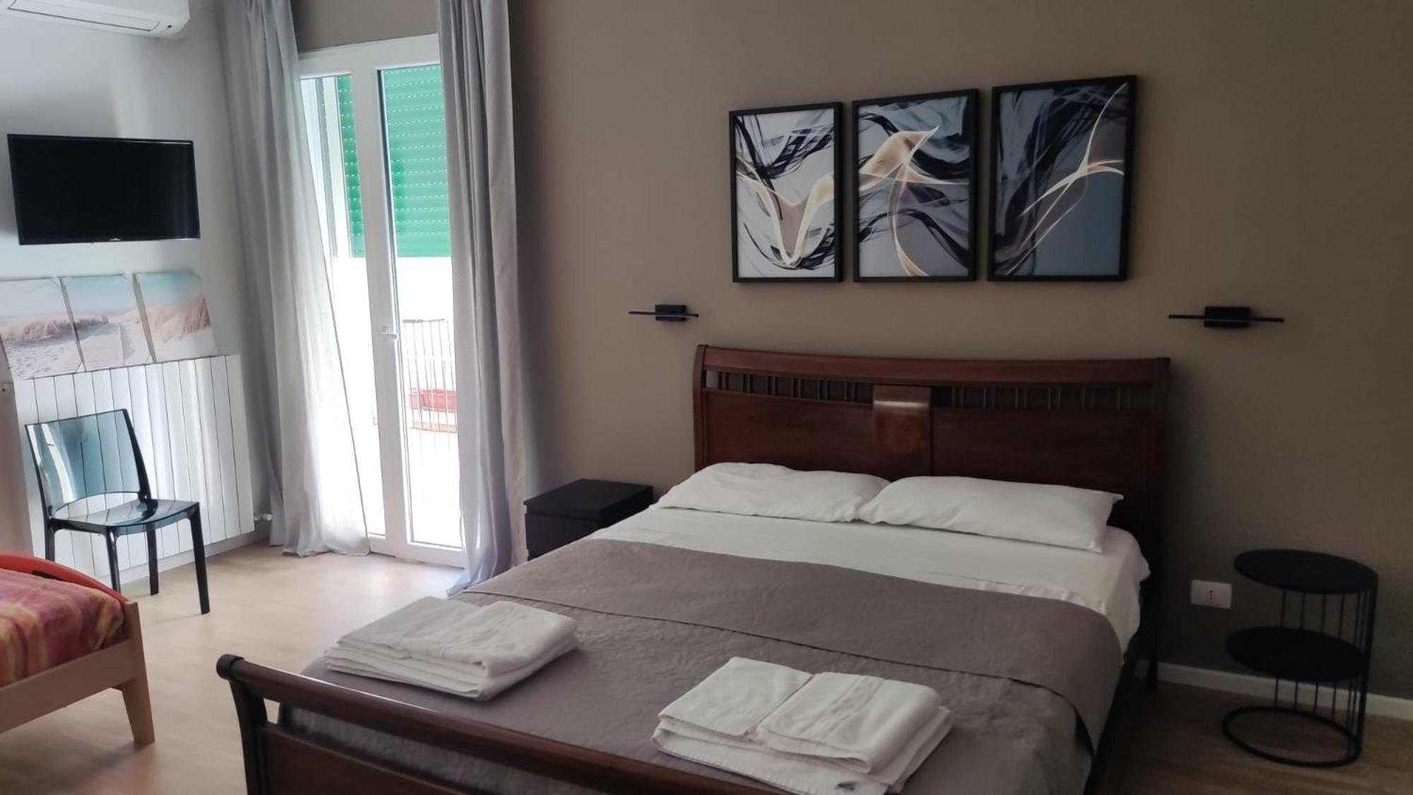 Dimora Rudiae Lecce Bed & Breakfast Ngoại thất bức ảnh